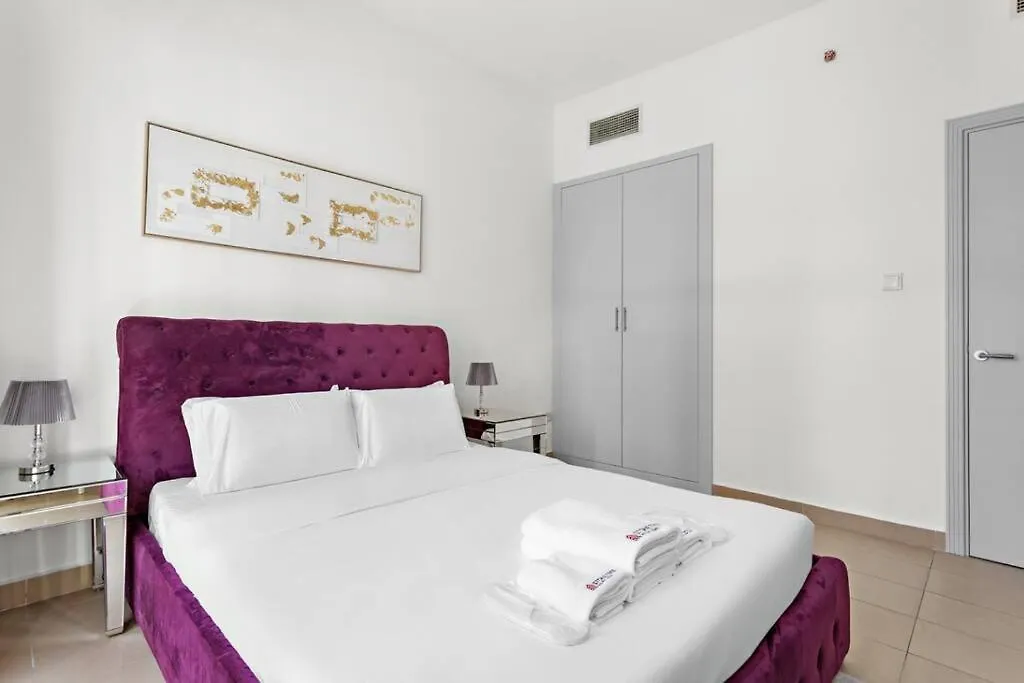 Urban Luxury Furnished 1 Bhk With Gym And Pool Access Apartment Dubai