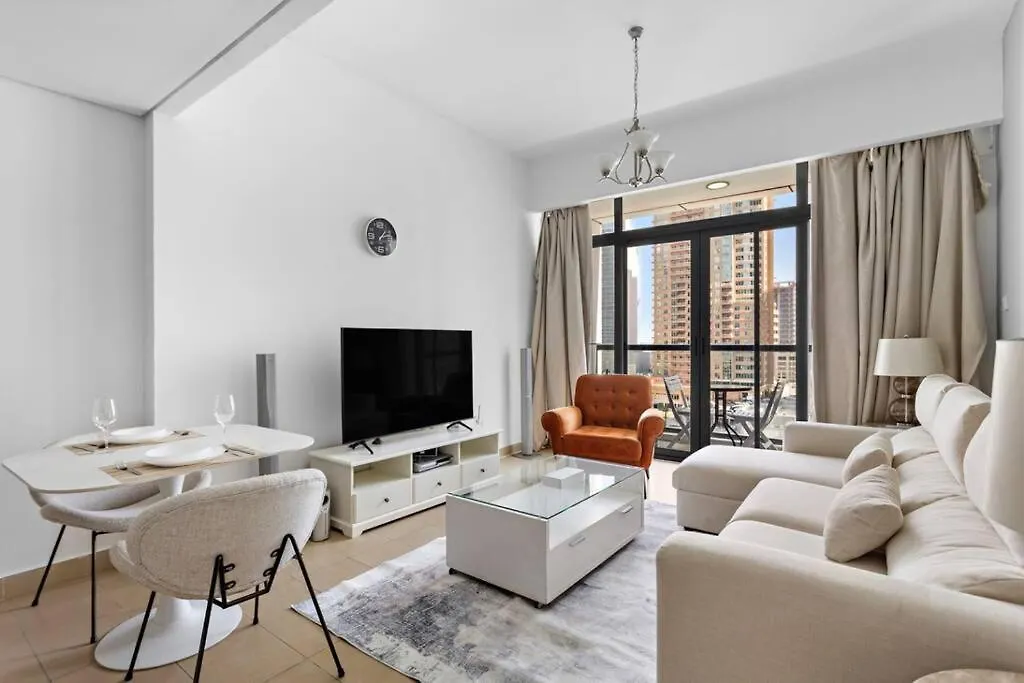 Urban Luxury Furnished 1 Bhk With Gym And Pool Access Apartment Dubai